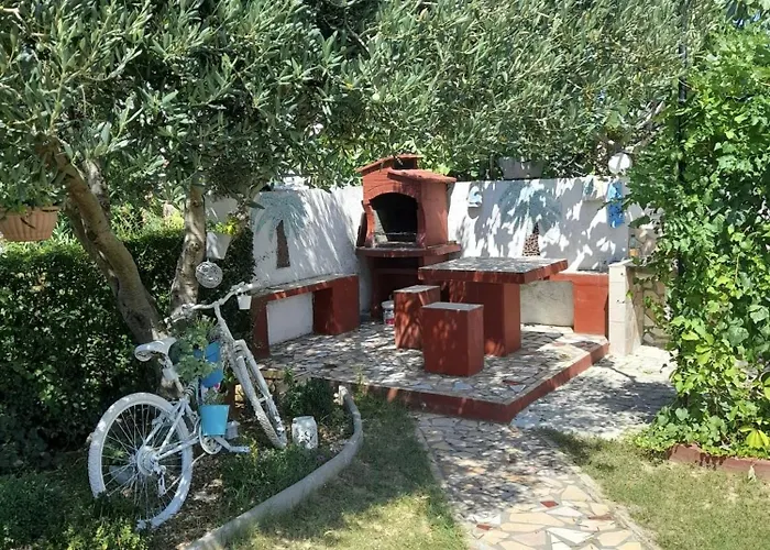 アパート With Parking Space Lopar, Rab - 21881 *